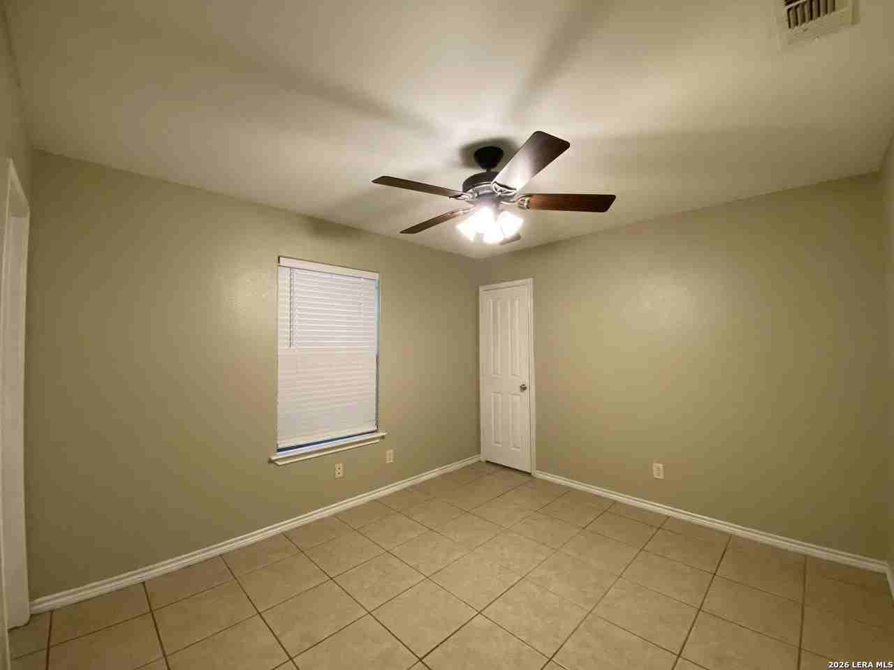 1411 Martin St #A - Photo 5 of 9