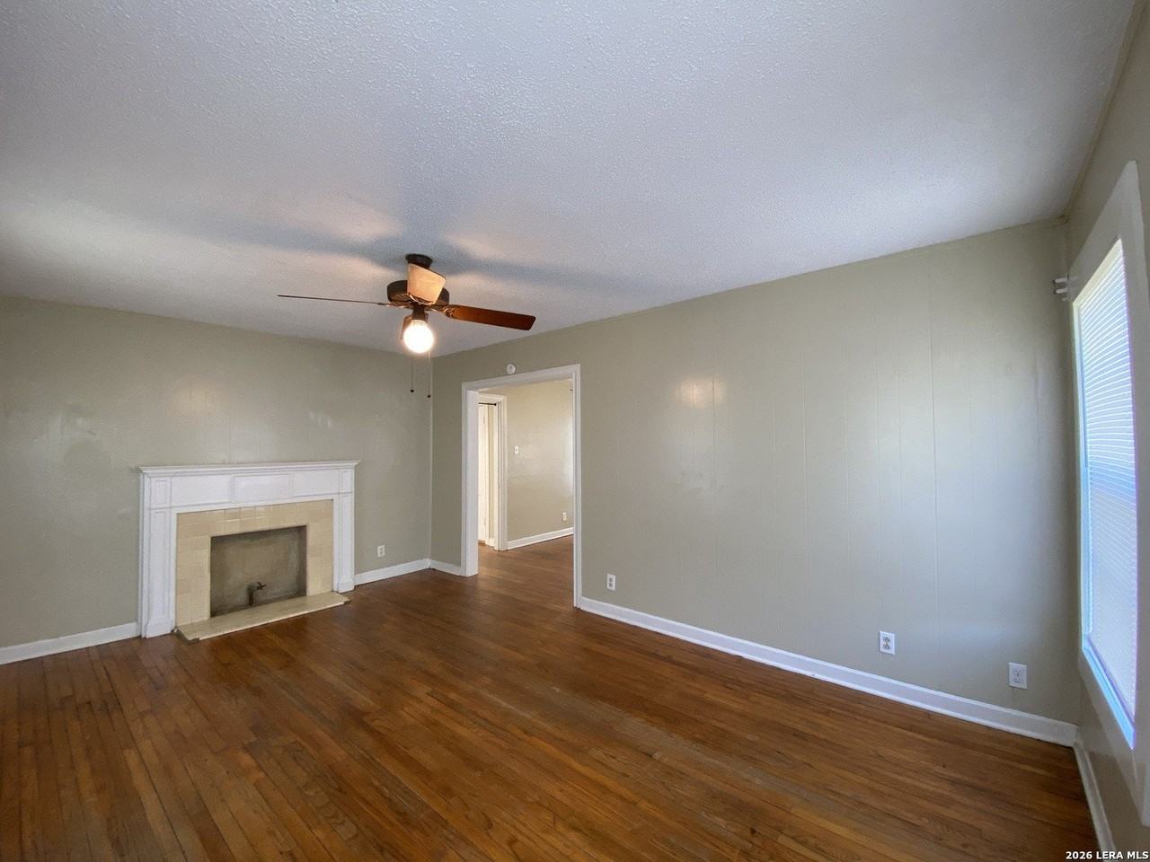 321 Duck St - Photo 2 of 7