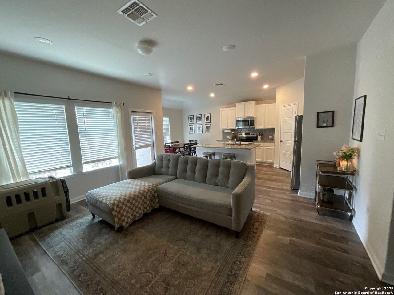 2118 Silver Maple - Photo 6 of 17