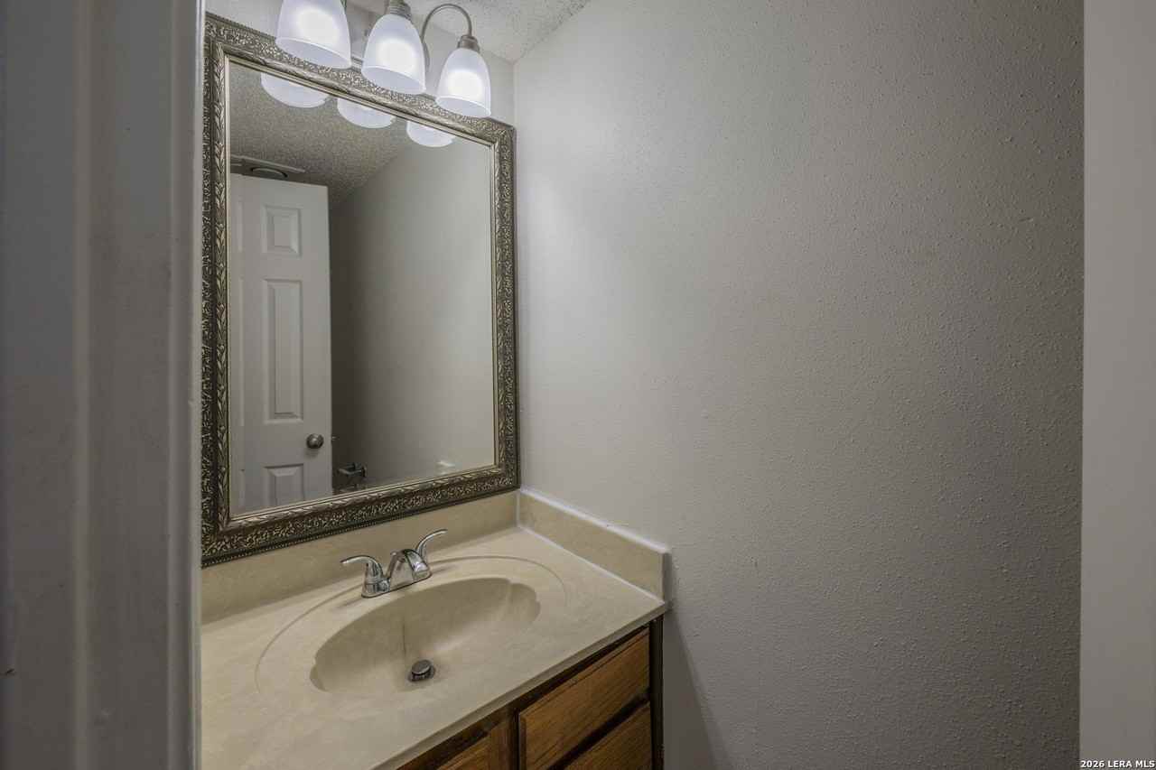 4058 Mystic Sunrise Dr - Photo 5 of 16