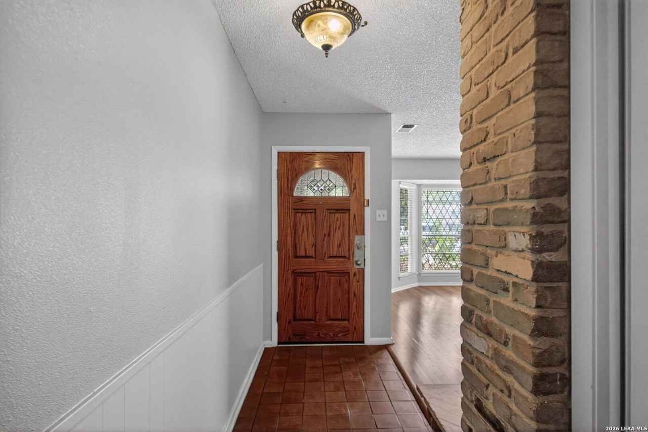 3743 Newrock Dr - Photo 6 of 35