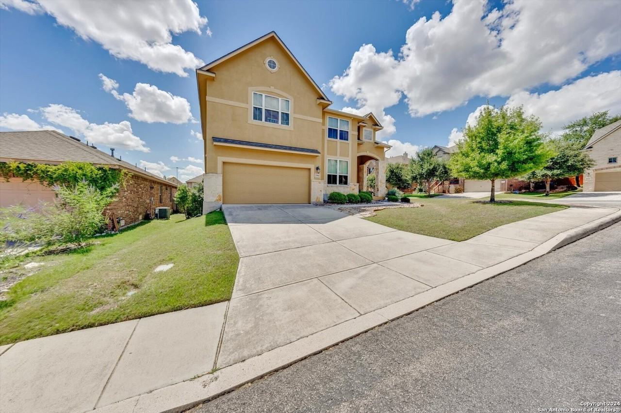 23902 Alpine Ldg - Photo 3 of 46