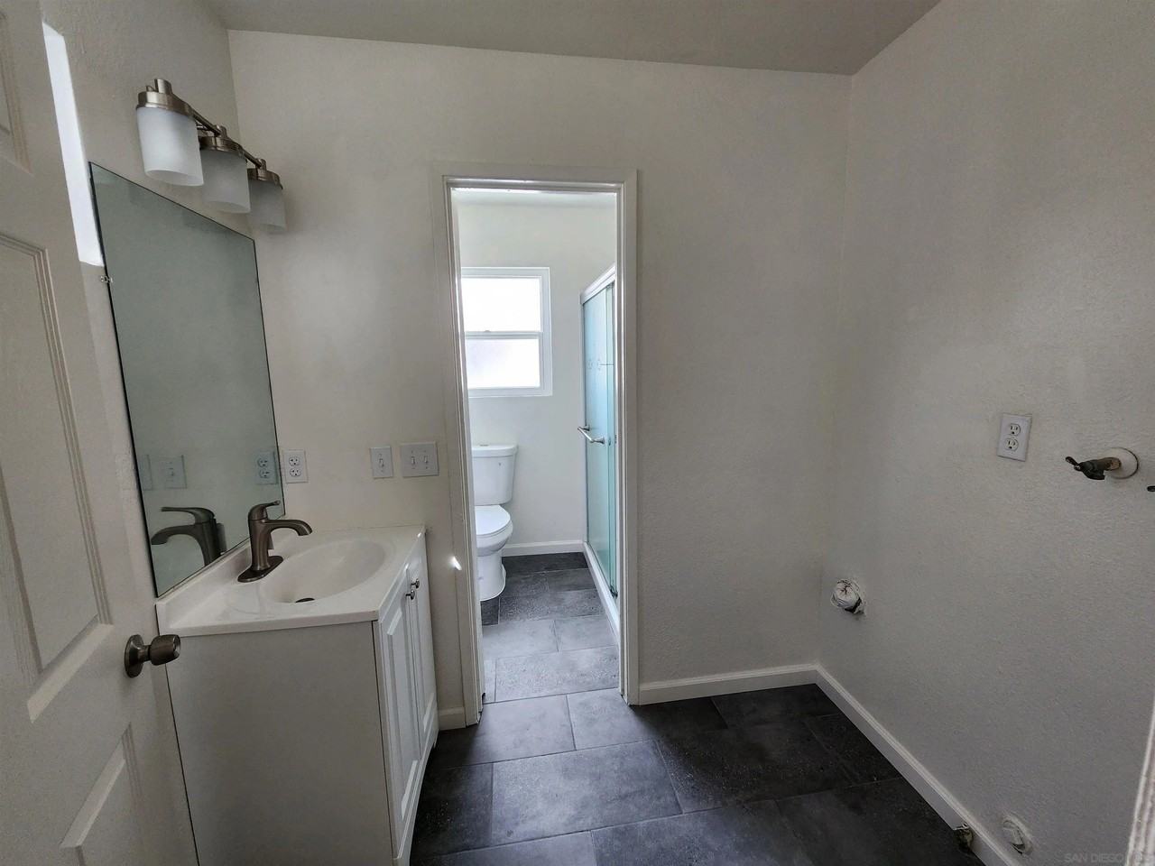 7238 Fulton St - Photo 7 of 17