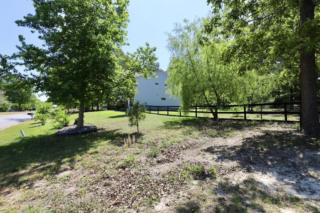 71 Carina Ln - Photo 3 of 50