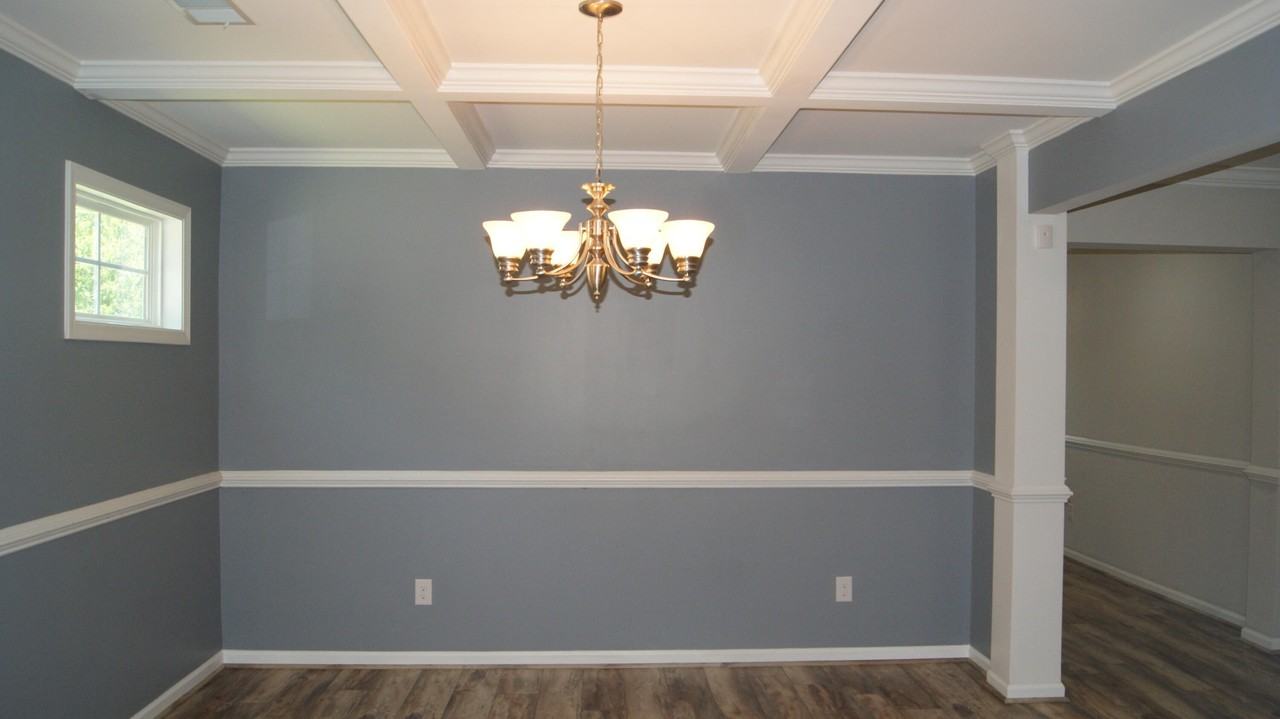 375 Niblick Dr - Photo 7 of 50