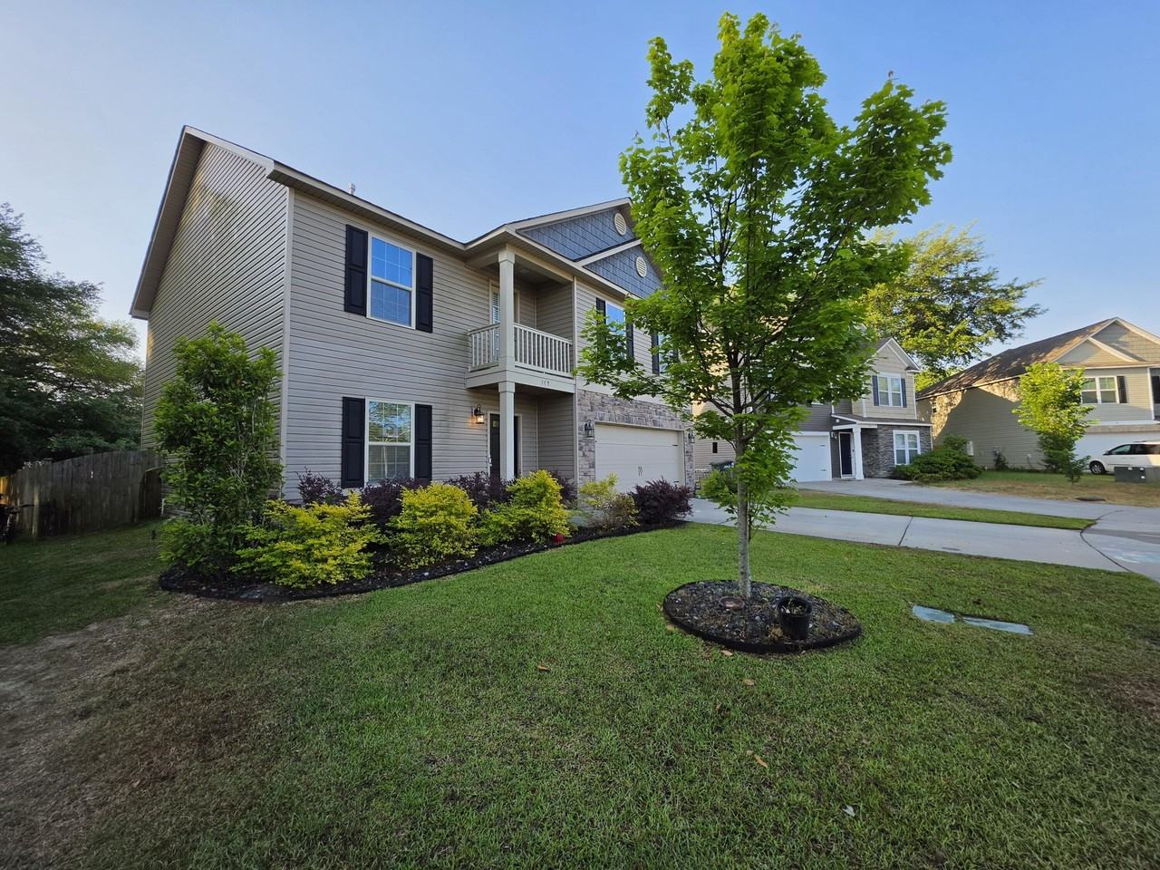 147 Niblick Dr - Photo 3 of 21