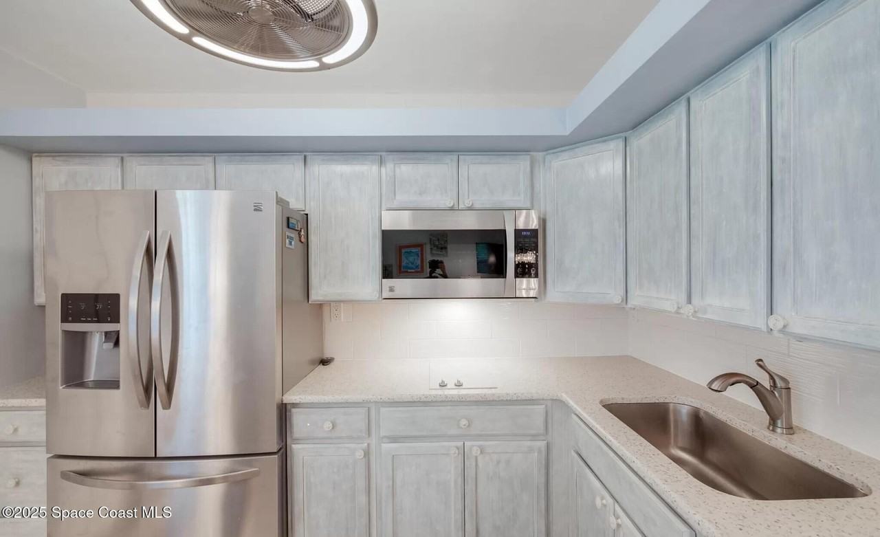 490 S Orlando Ave #19 - Photo 4 of 12