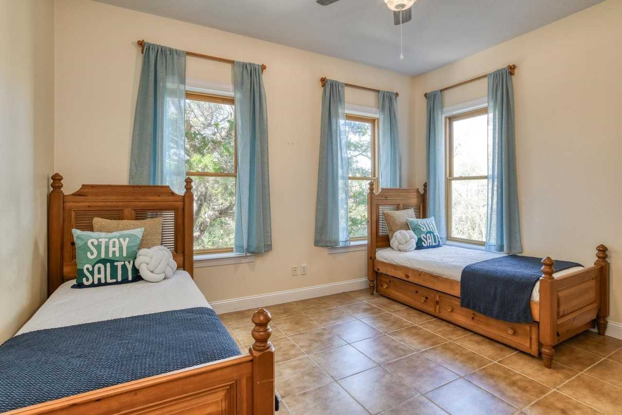 201 N Forest Dune Dr - Photo 5 of 50