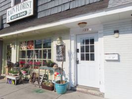 featured image of 139 N Dorset Ave