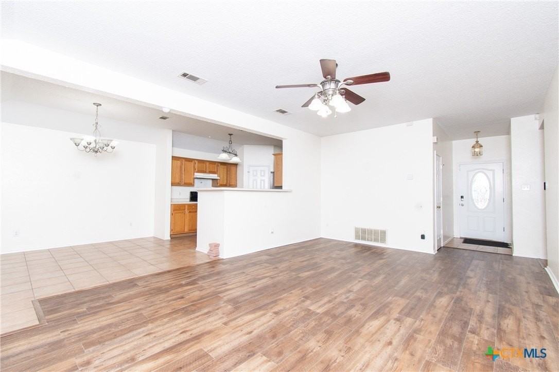 3301 Dorothy Jane Dr - Photo 5 of 19