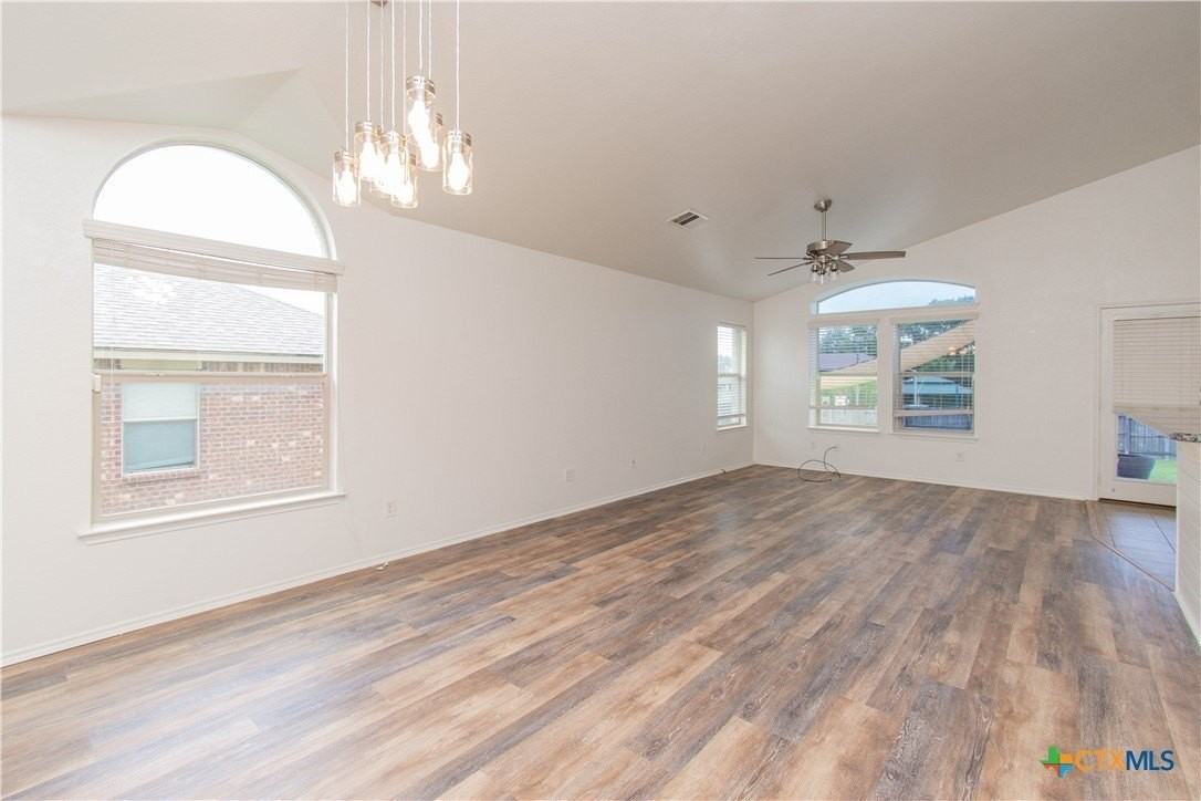 7003 Osbaldo Dr - Photo 2 of 23