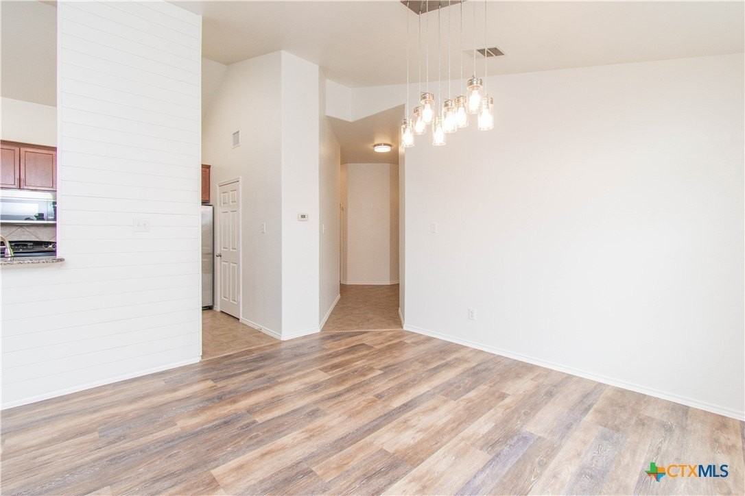 7003 Osbaldo Dr - Photo 3 of 23