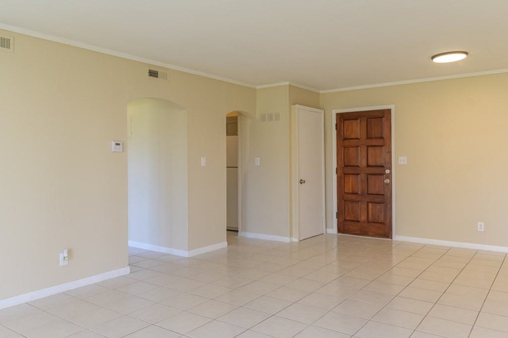 825 Santa Isabel Blvd - Photo 4 of 27