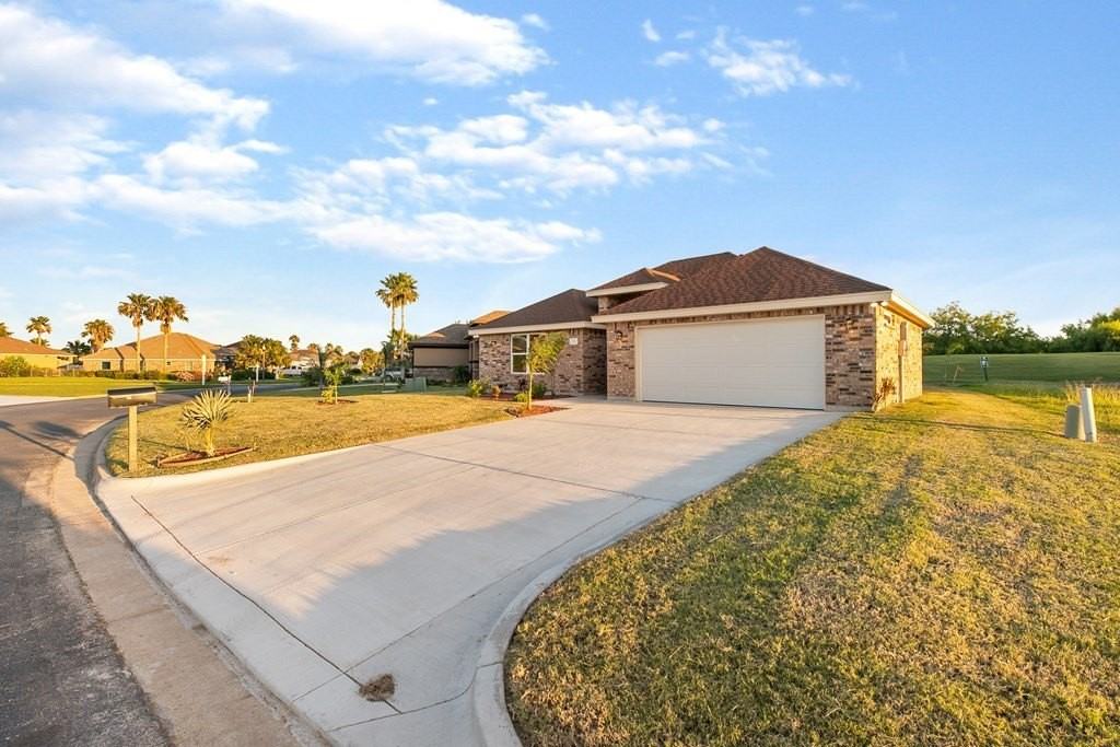 4 Augusta Dr - Photo 2 of 34