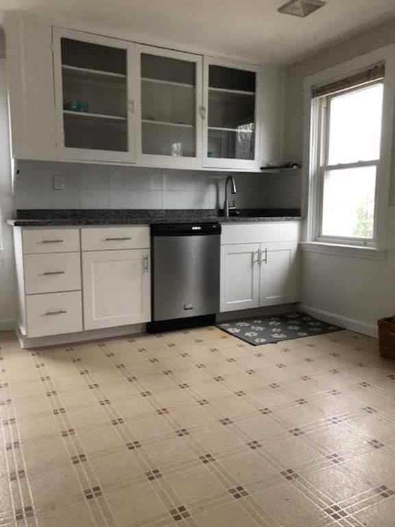 12 Third School St #3 - Photo 3 of 18