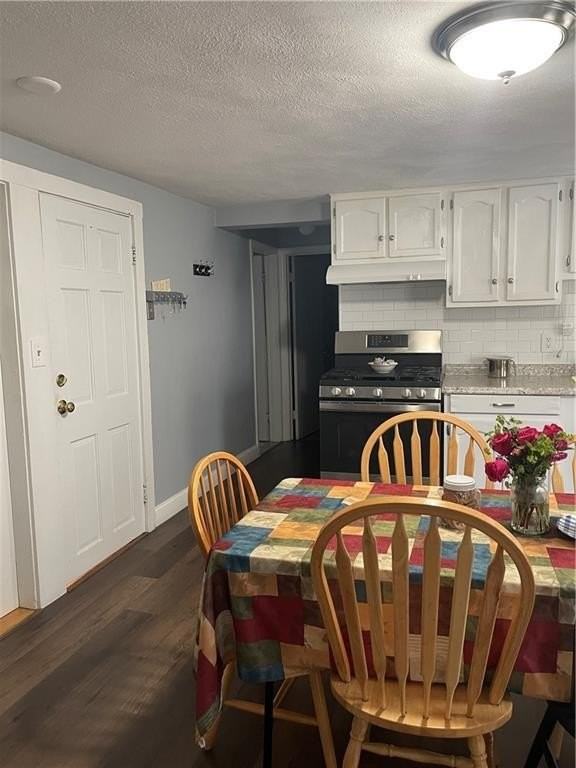 12 Third School St #2 - Photo 3 of 17