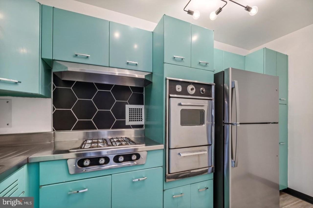 2401 H St Nw #815 - Photo 2 of 20