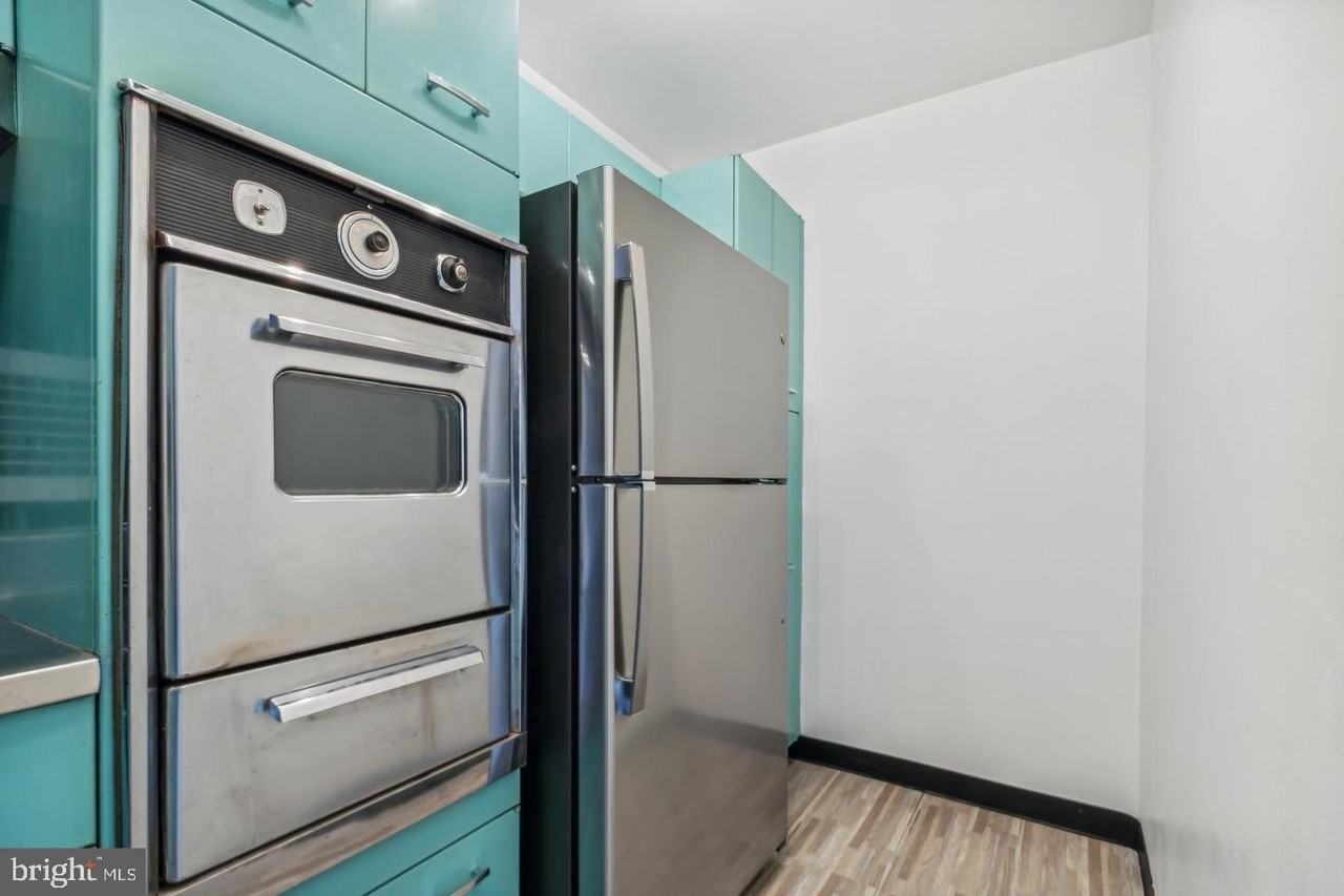 2401 H St Nw #815 - Photo 3 of 20