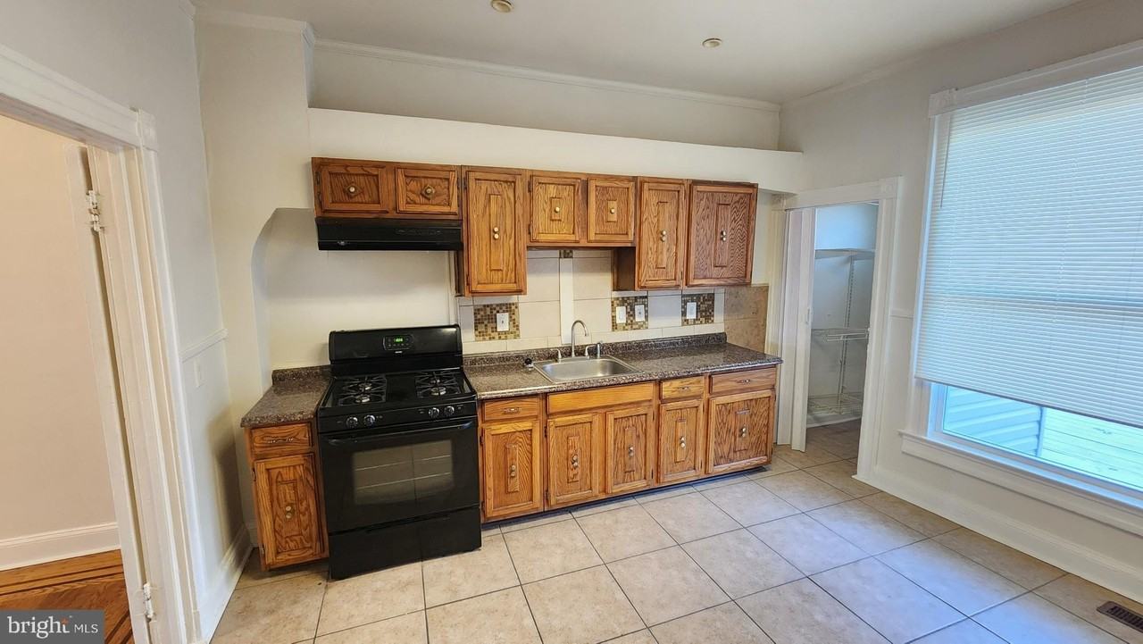 3216 W Belvedere Ave - Photo 6 of 12