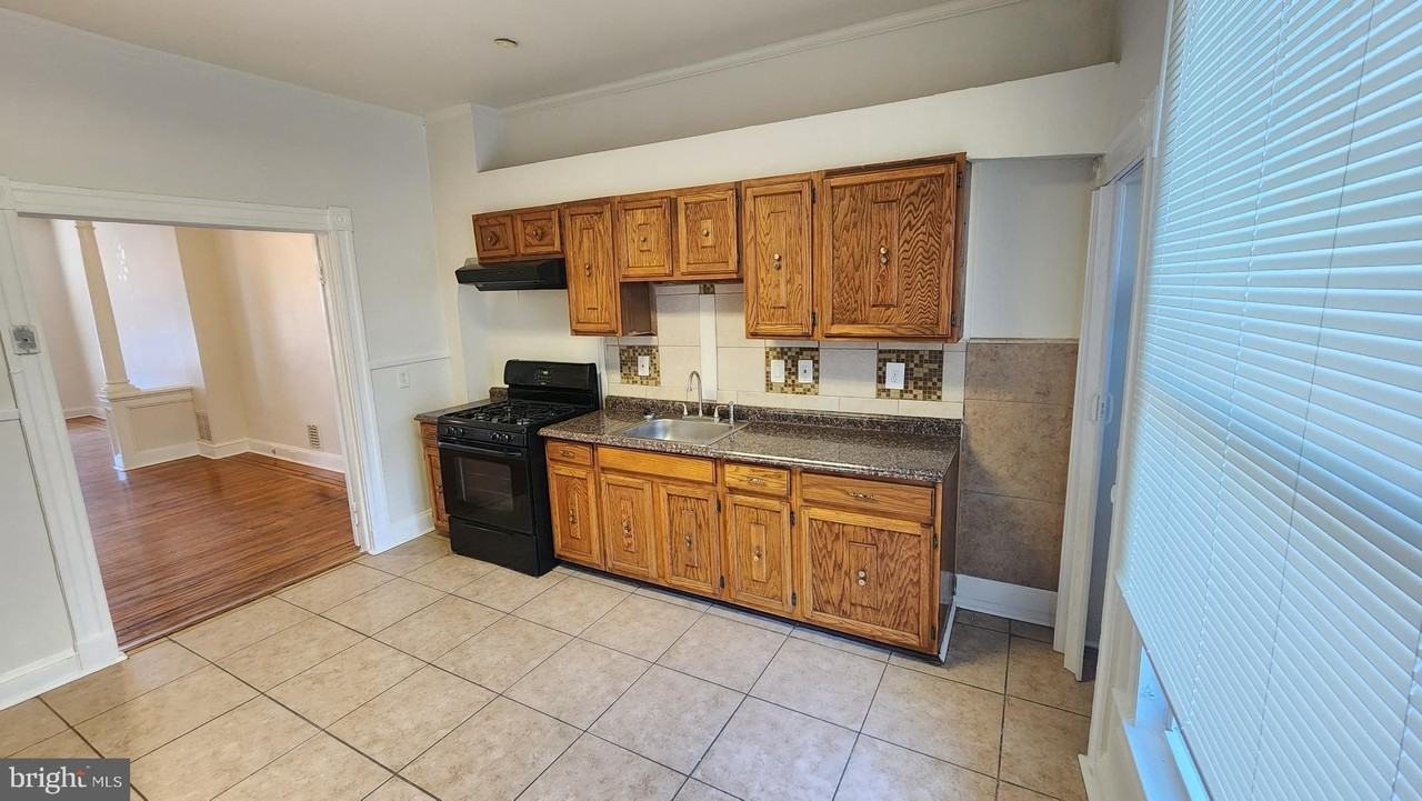 3216 W Belvedere Ave - Photo 7 of 12