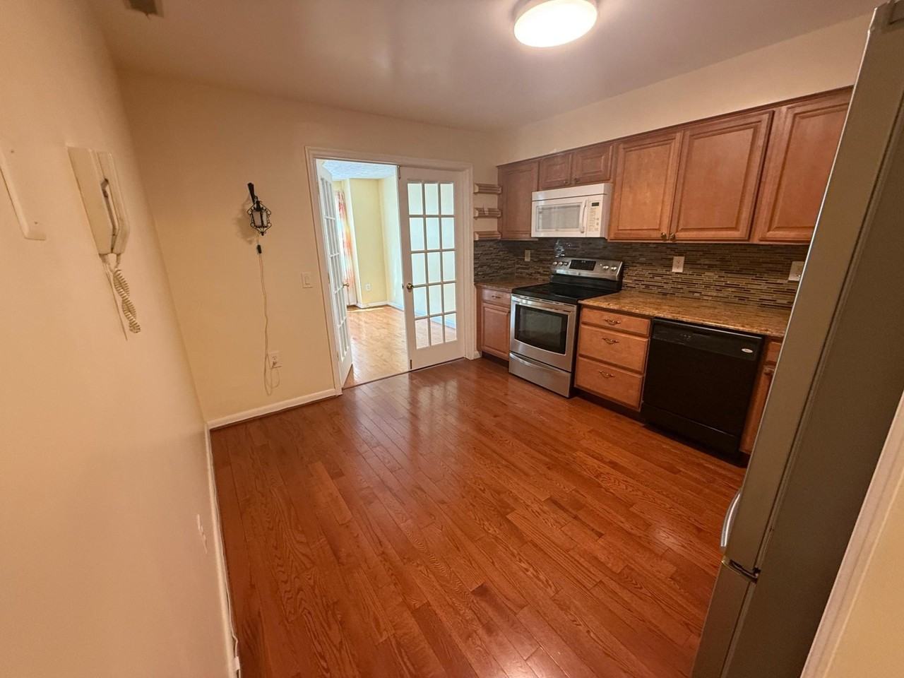 2101 Woodbox Ln #B - Photo 7 of 20