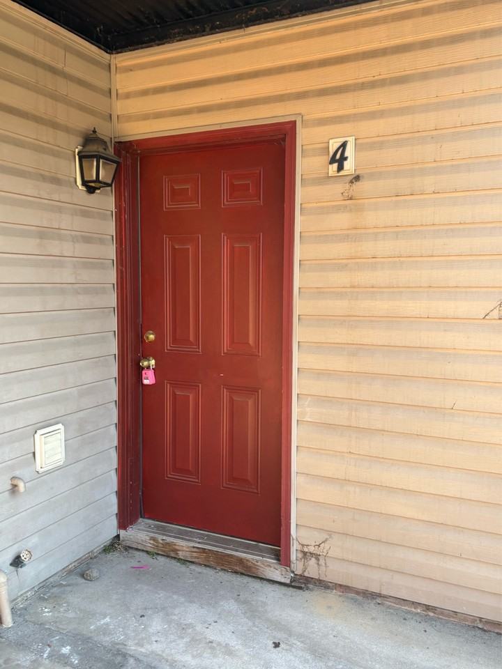 1122 Southwood DriveUnit 4 #1 - Photo 5 of 16