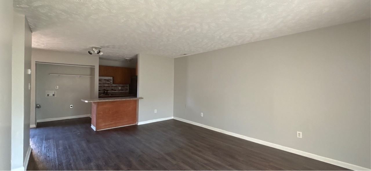 1122 Southwood DriveUnit 4 #1 - Photo 7 of 16