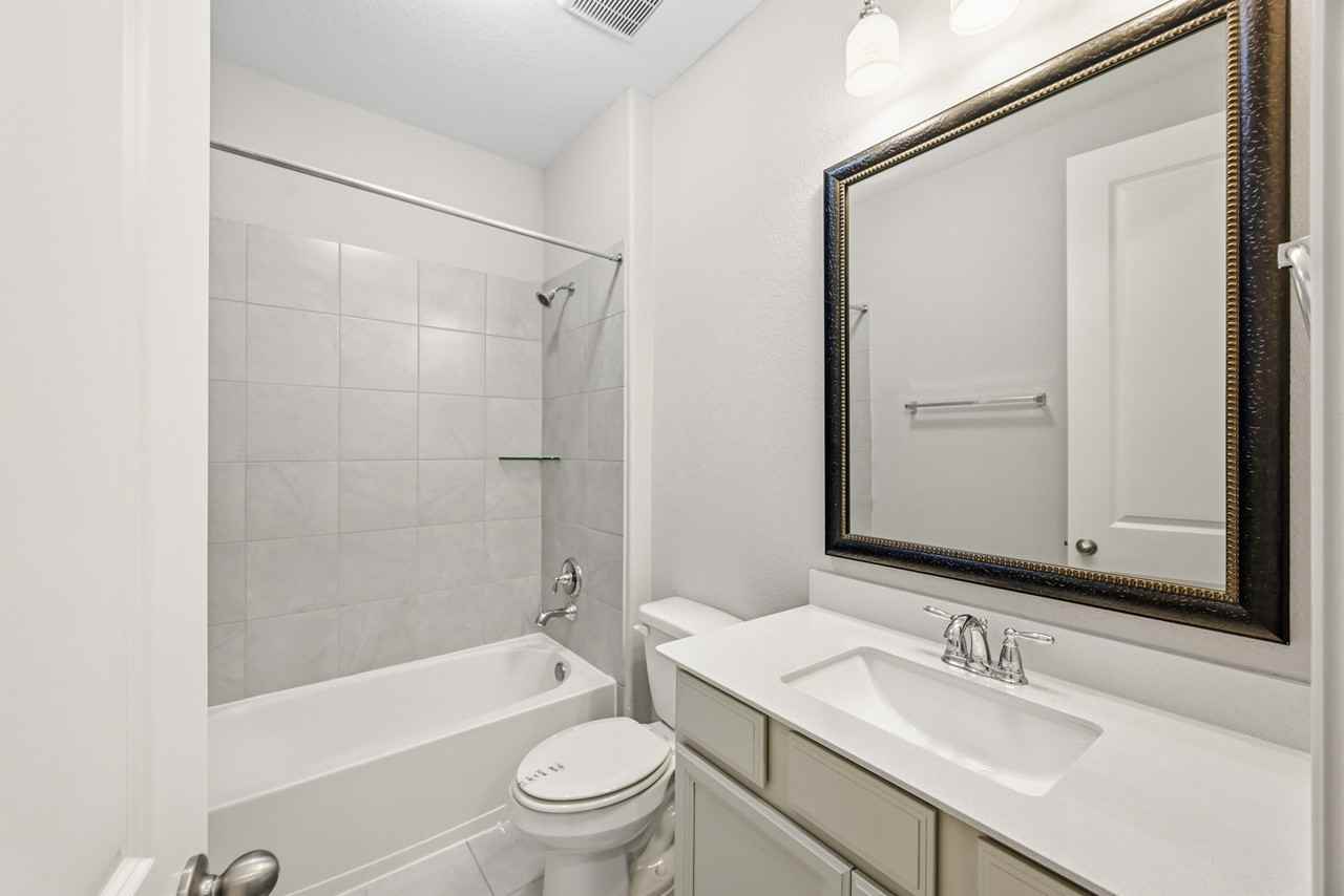 10822 Gates Randal Ct #1 - Photo 5 of 42