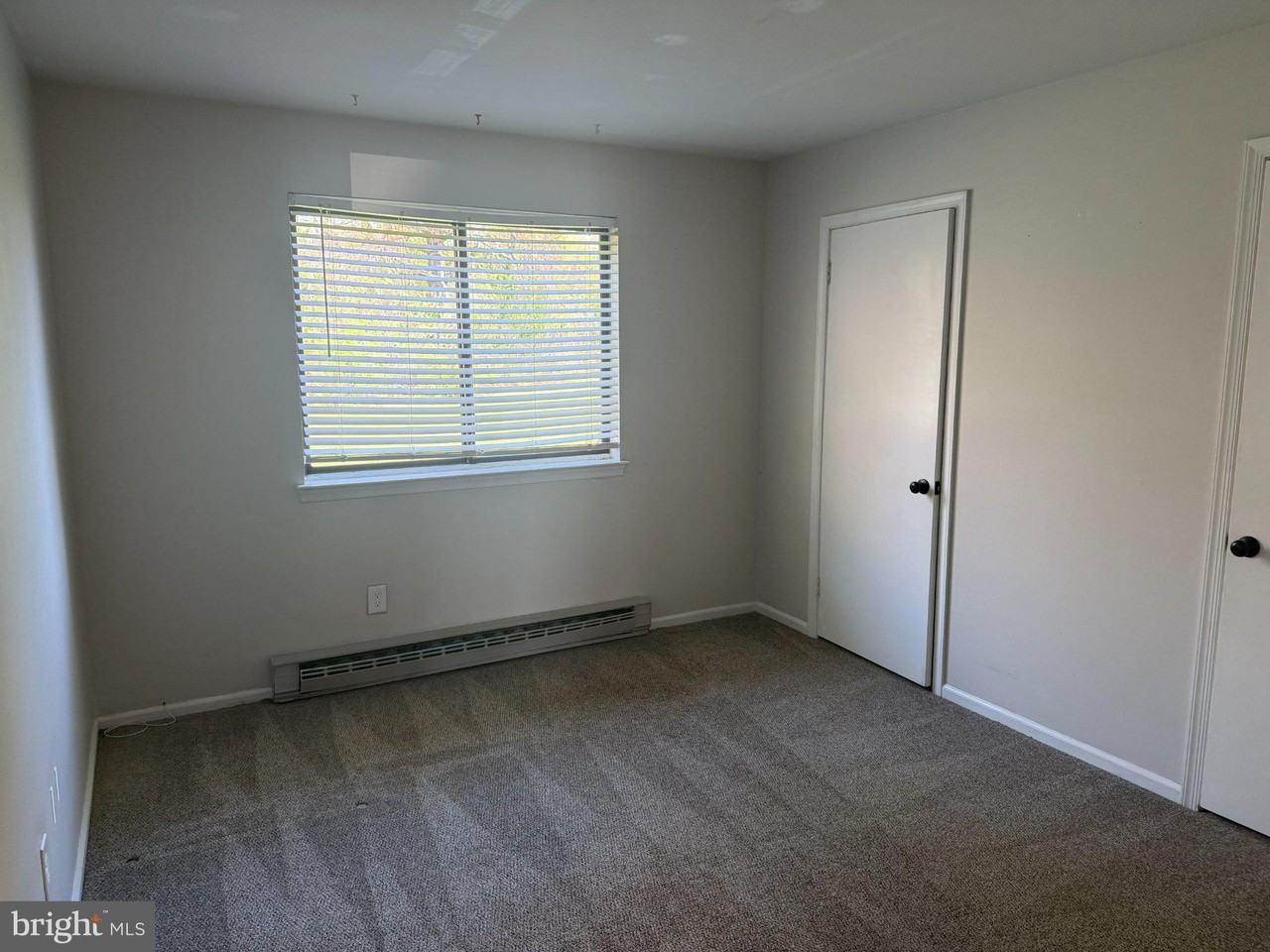 612 N Shady Retreat Rd #11 - Photo 5 of 9