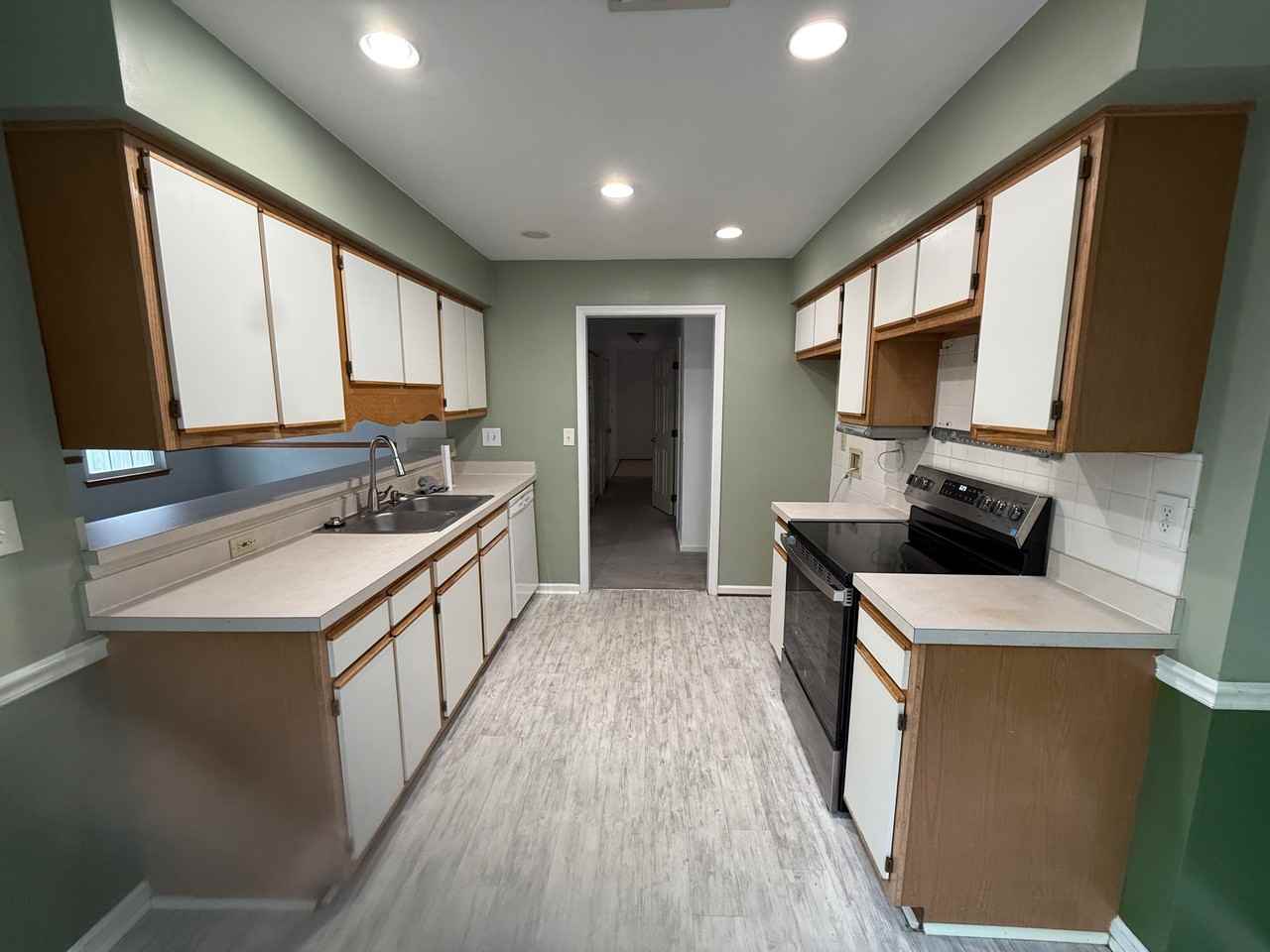 3813 Sterncroft Dr #1 - Photo 6 of 18