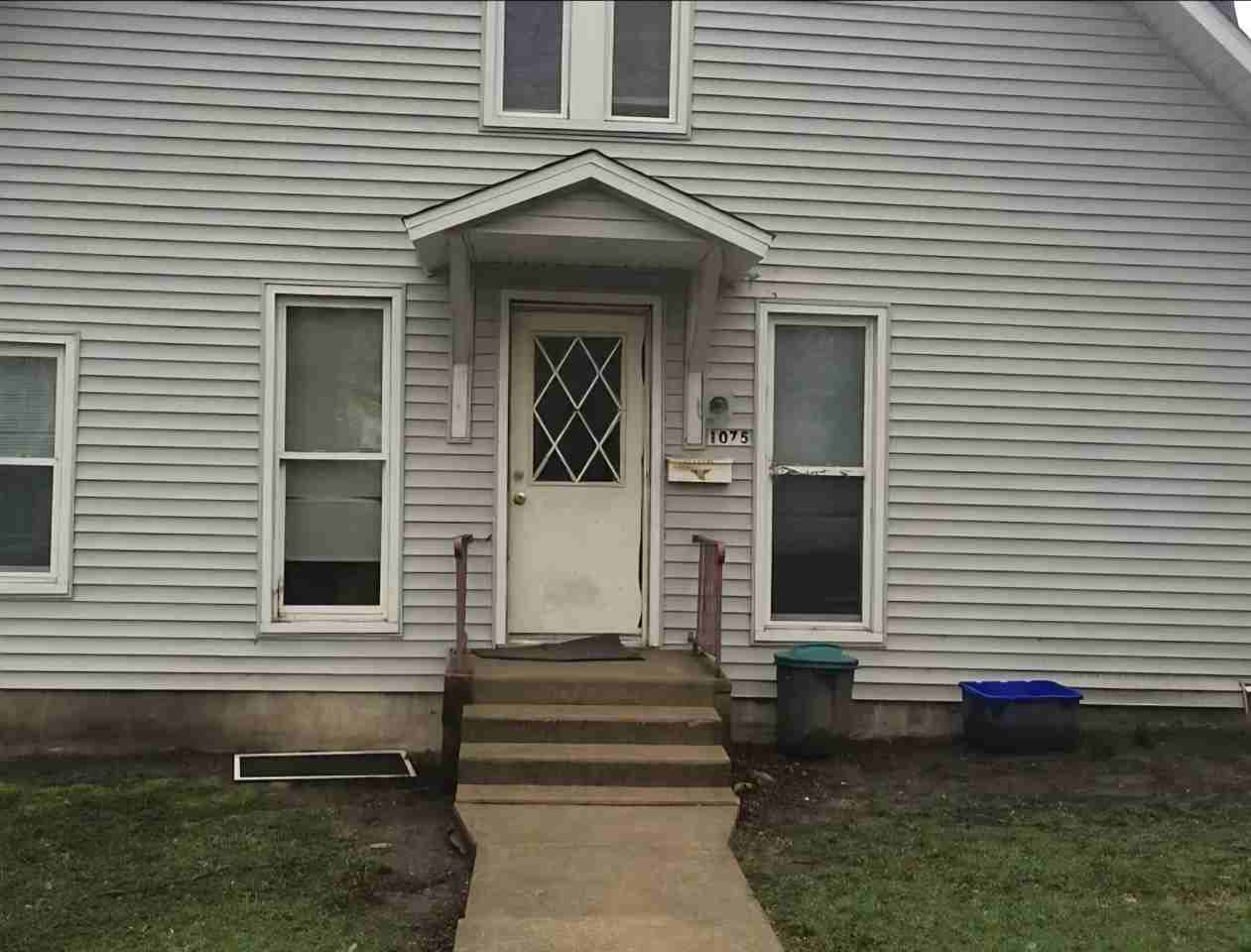 1075 12th St #REAR - Photo 4 of 5