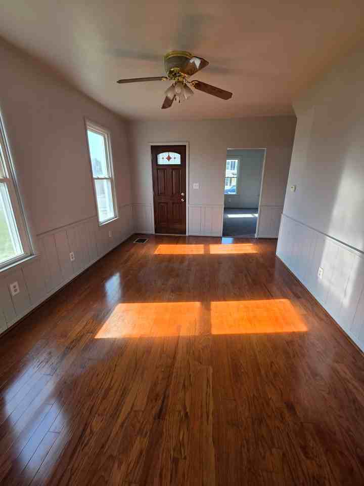 116 Linden Ave #1 - Photo 4 of 19