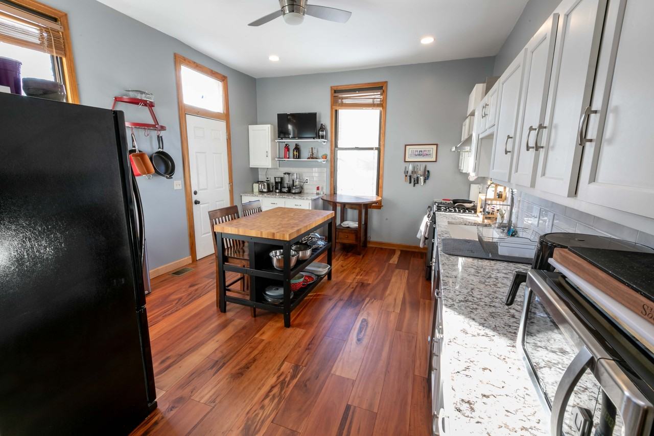 1241 Bates Ave #1 - Photo 4 of 24