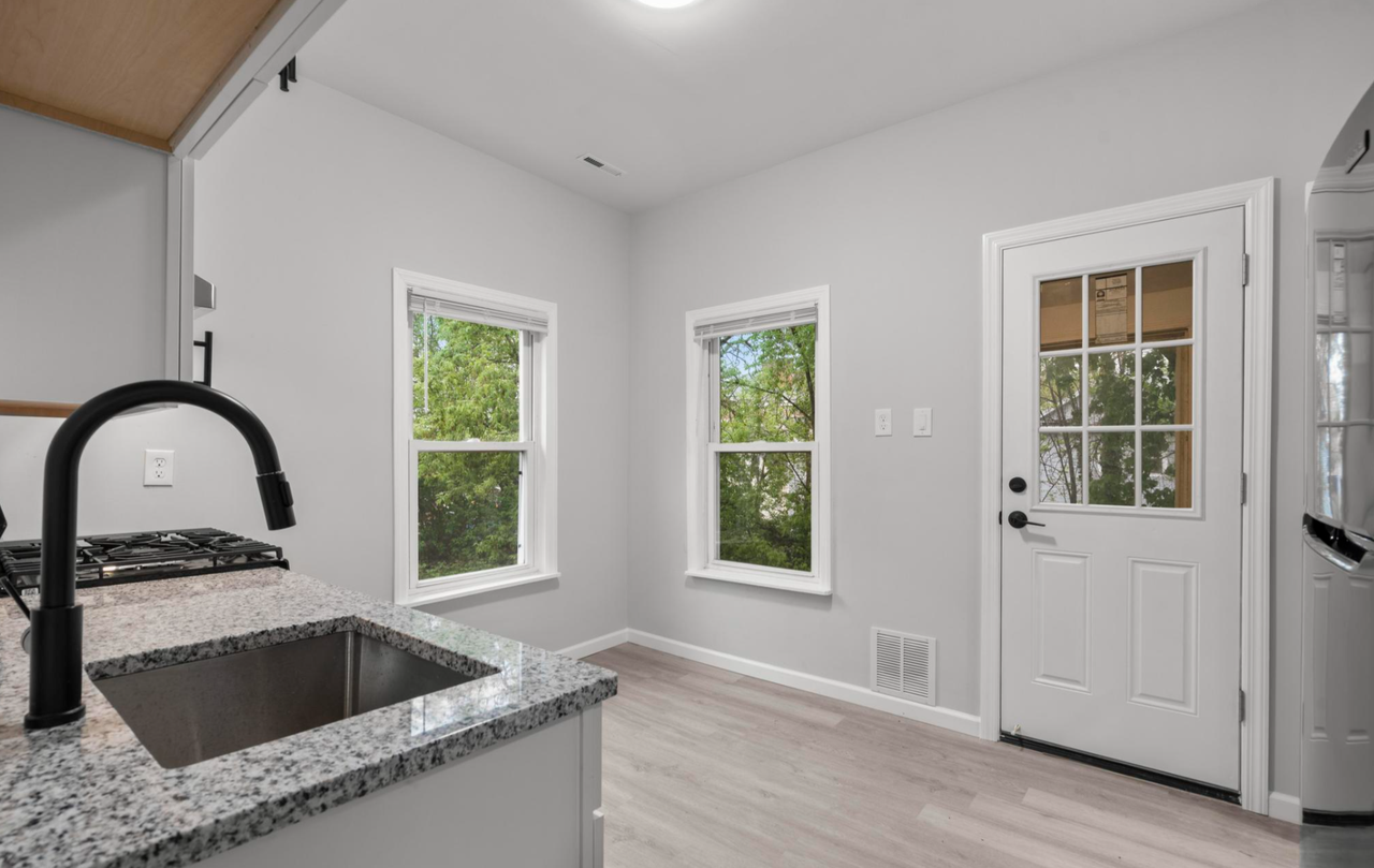 20 Waverly St #1 - Photo 2 of 8