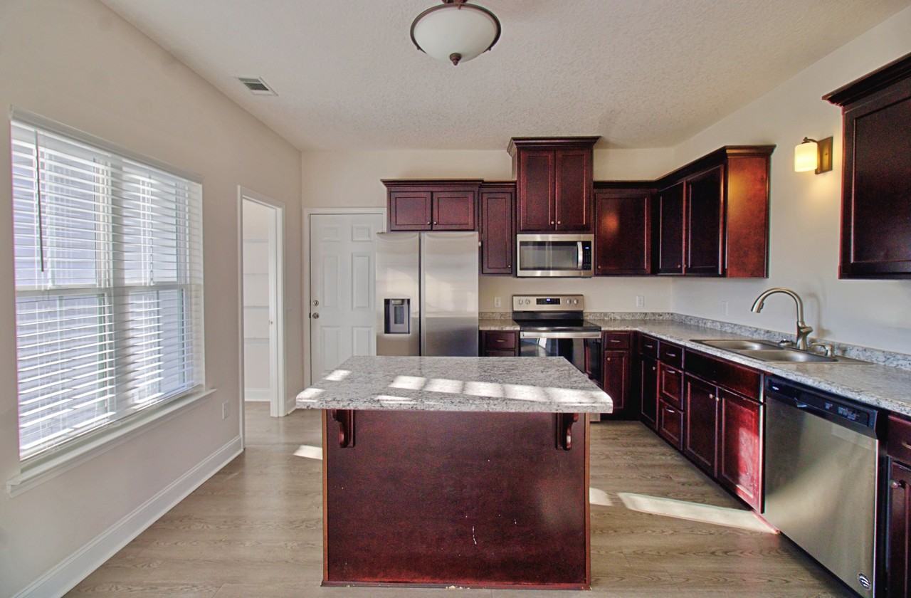 223 Whipple Ave #1 - Photo 7 of 20