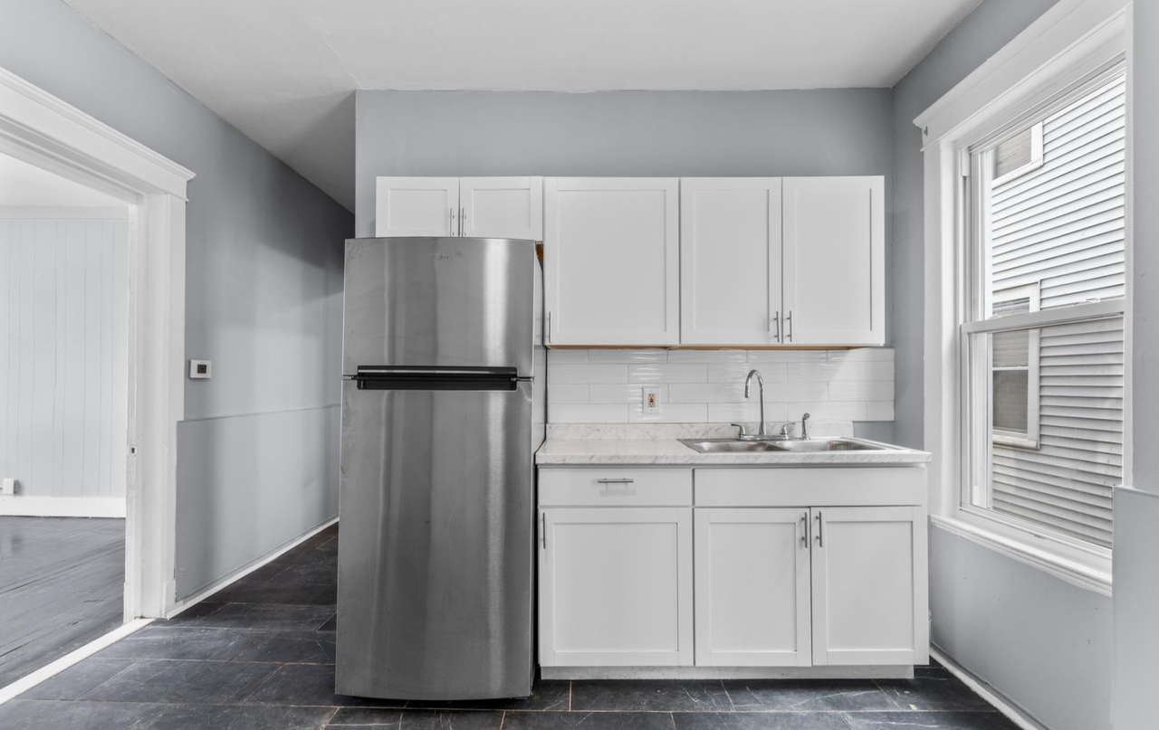 78 Shelton Ave #2 - Photo 3 of 10