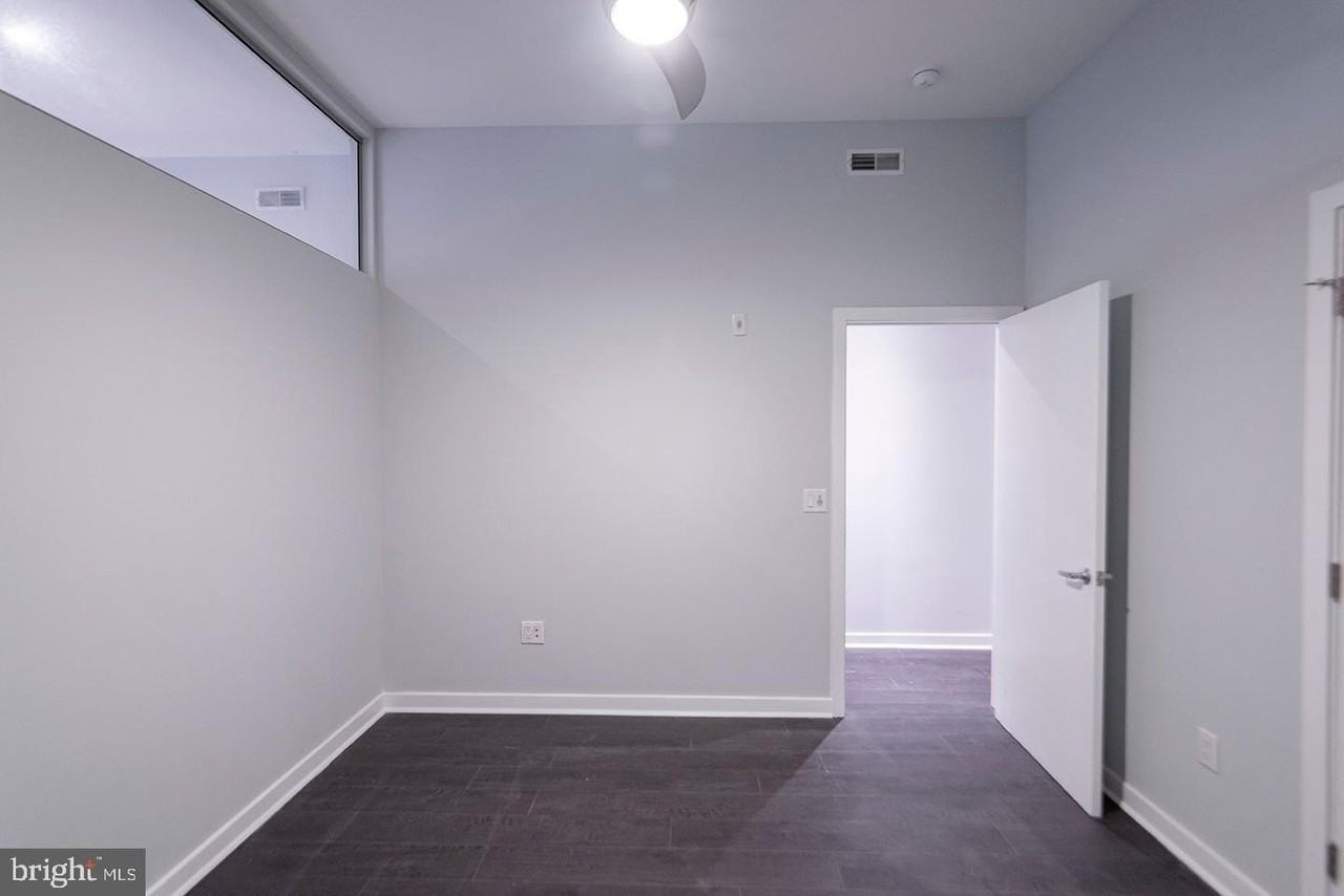 412 S 13th St #505 - Photo 6 of 19