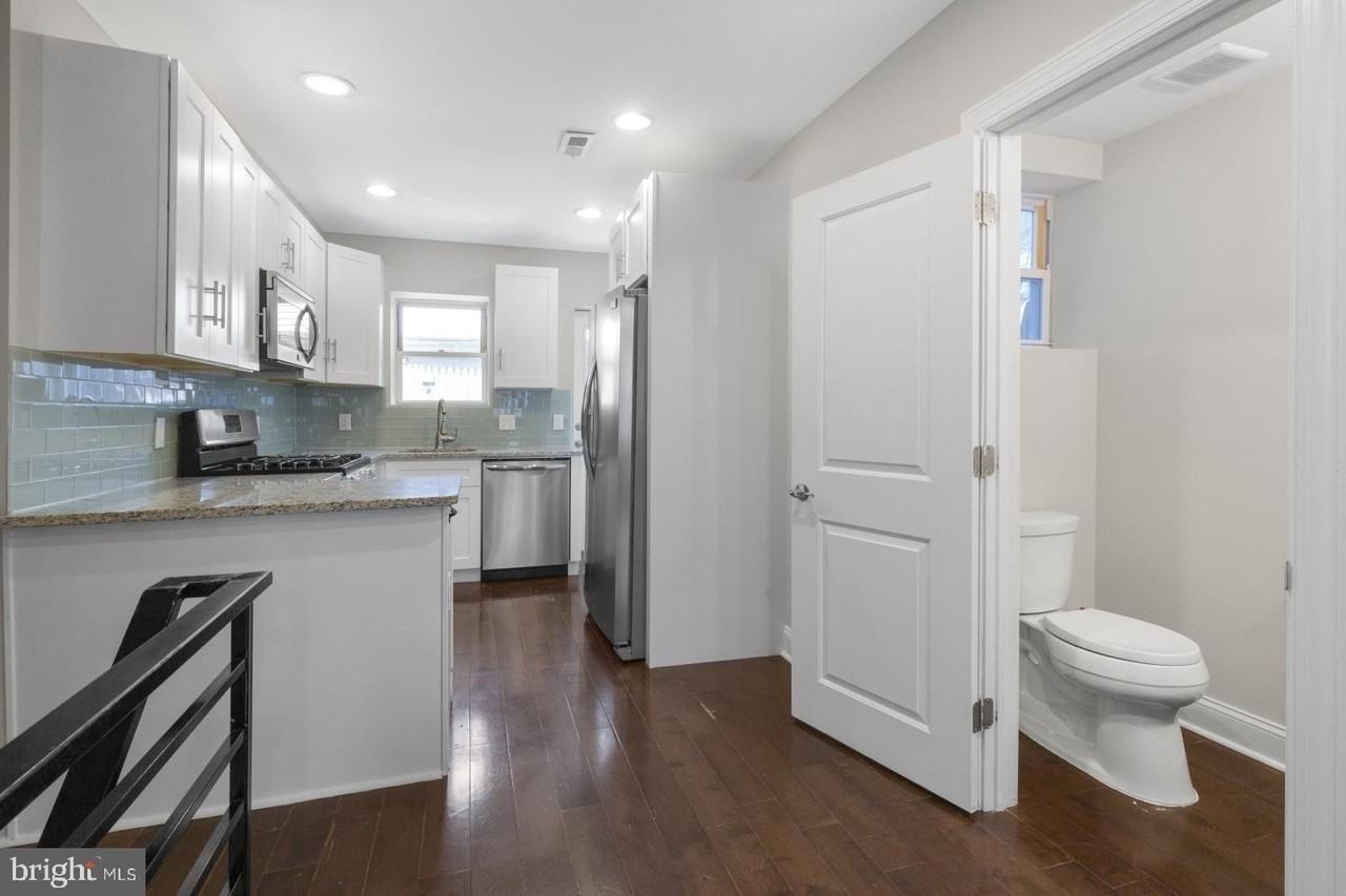 2045 Wilder St - Photo 7 of 29