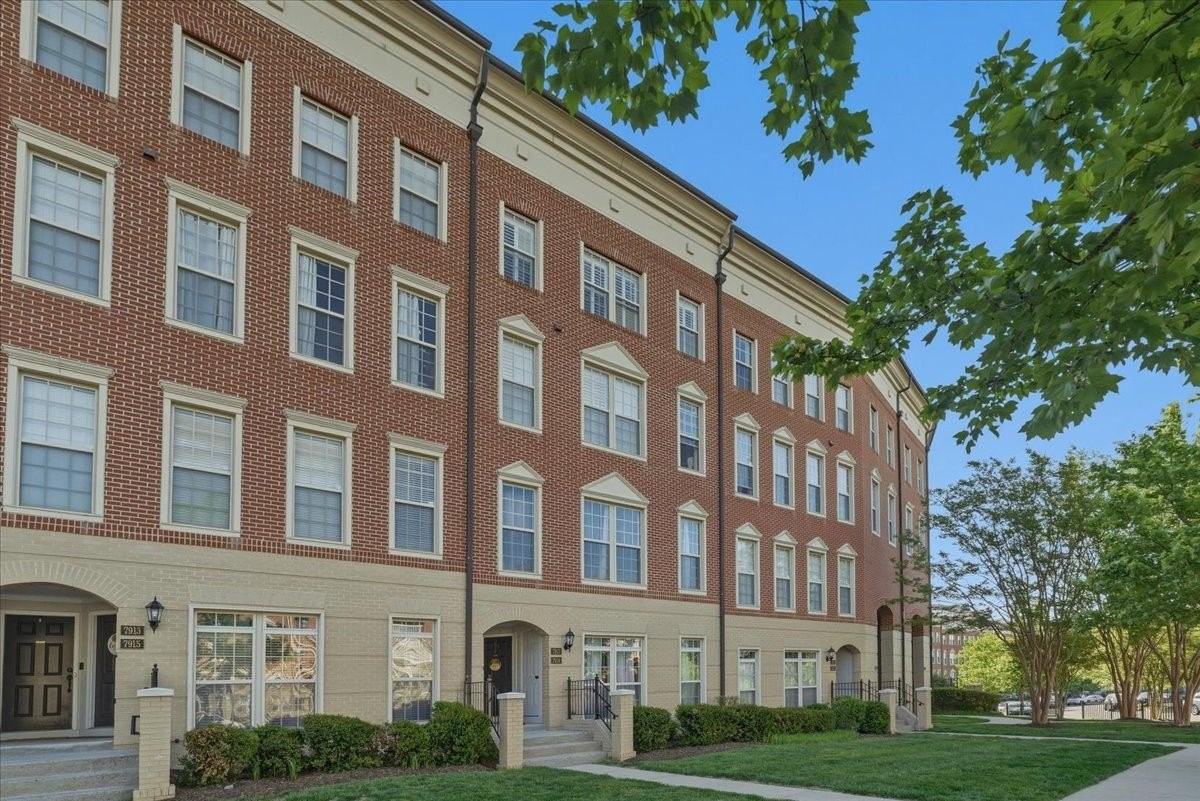 7917 CRESCENT Drive - Photo 2 of 30