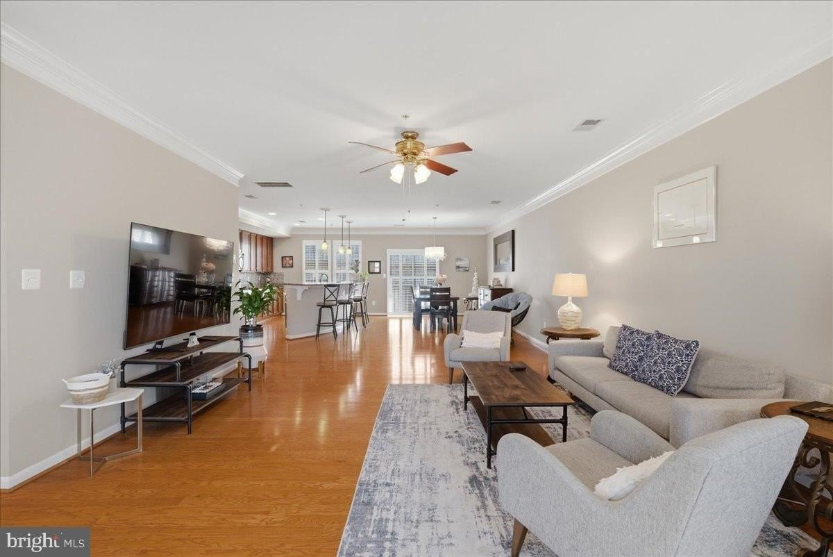 7917 CRESCENT Drive - Photo 7 of 30