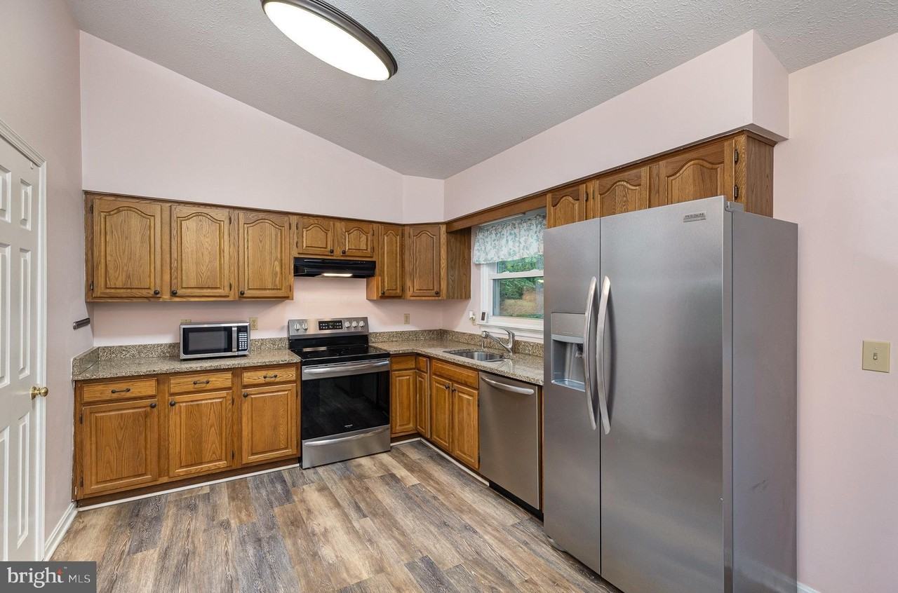 12401 Wilderness Park Dr - Photo 6 of 25