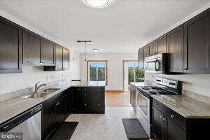 featured image of 443 Millwood Ave #5