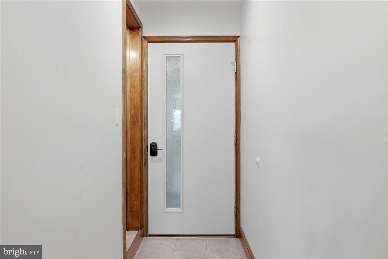 443 Millwood Ave #5 - Photo 4 of 14