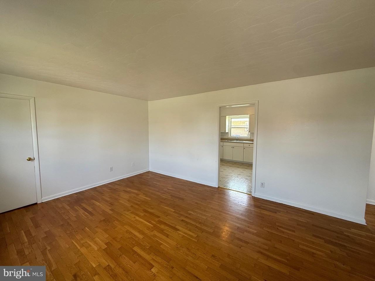 103 Taft Ave - Photo 2 of 8