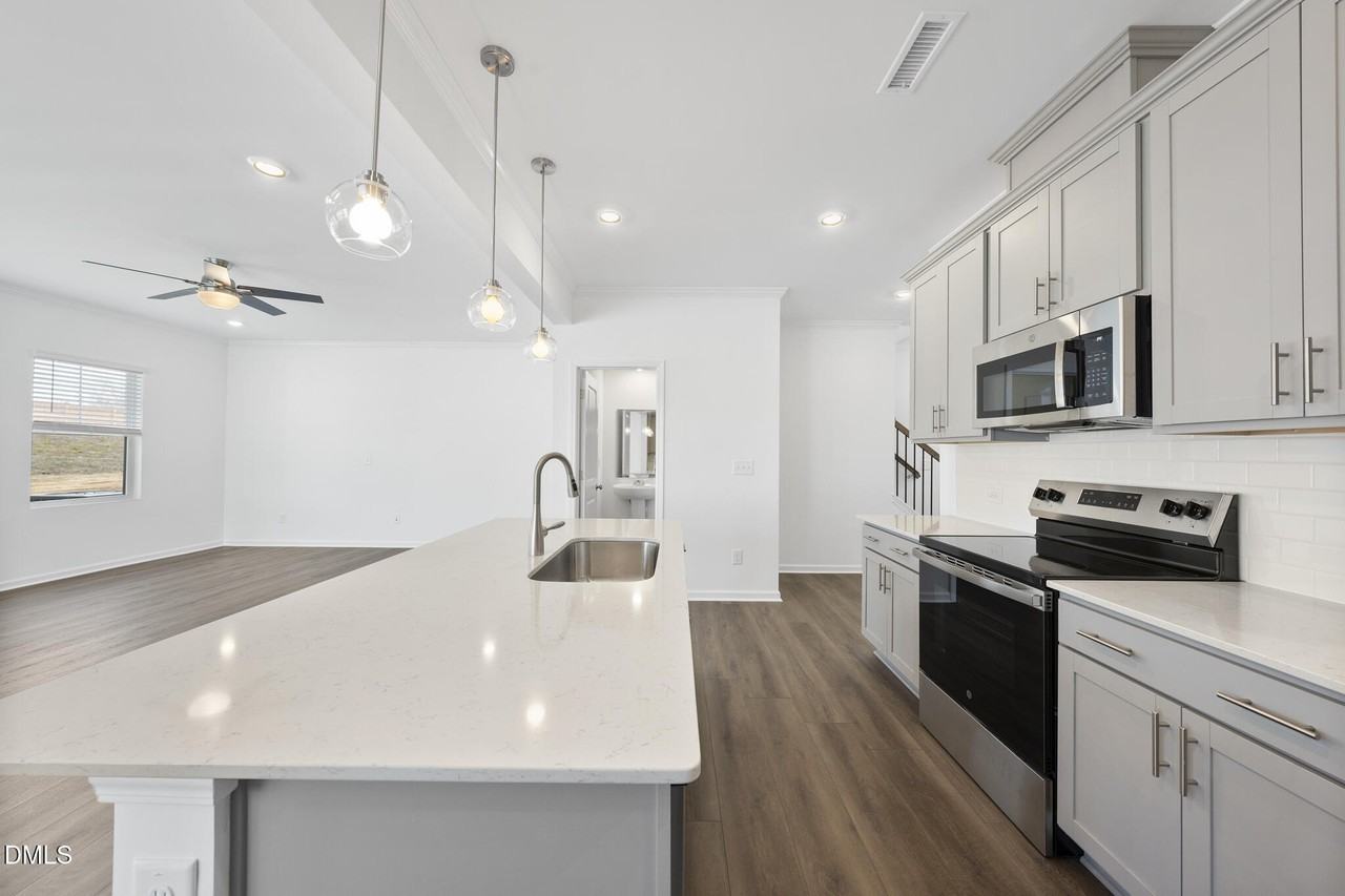 125 S Finley Landing Pkwy - Photo 6 of 29