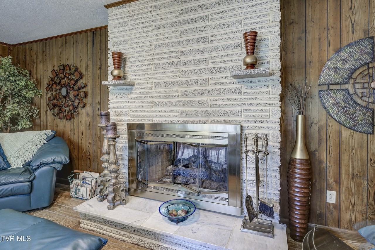 200 Mccurry Ln - Photo 7 of 50