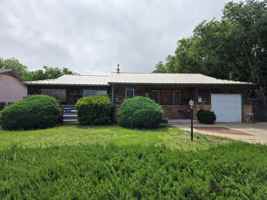 featured image of 904 Avenida Del Sumbre #1