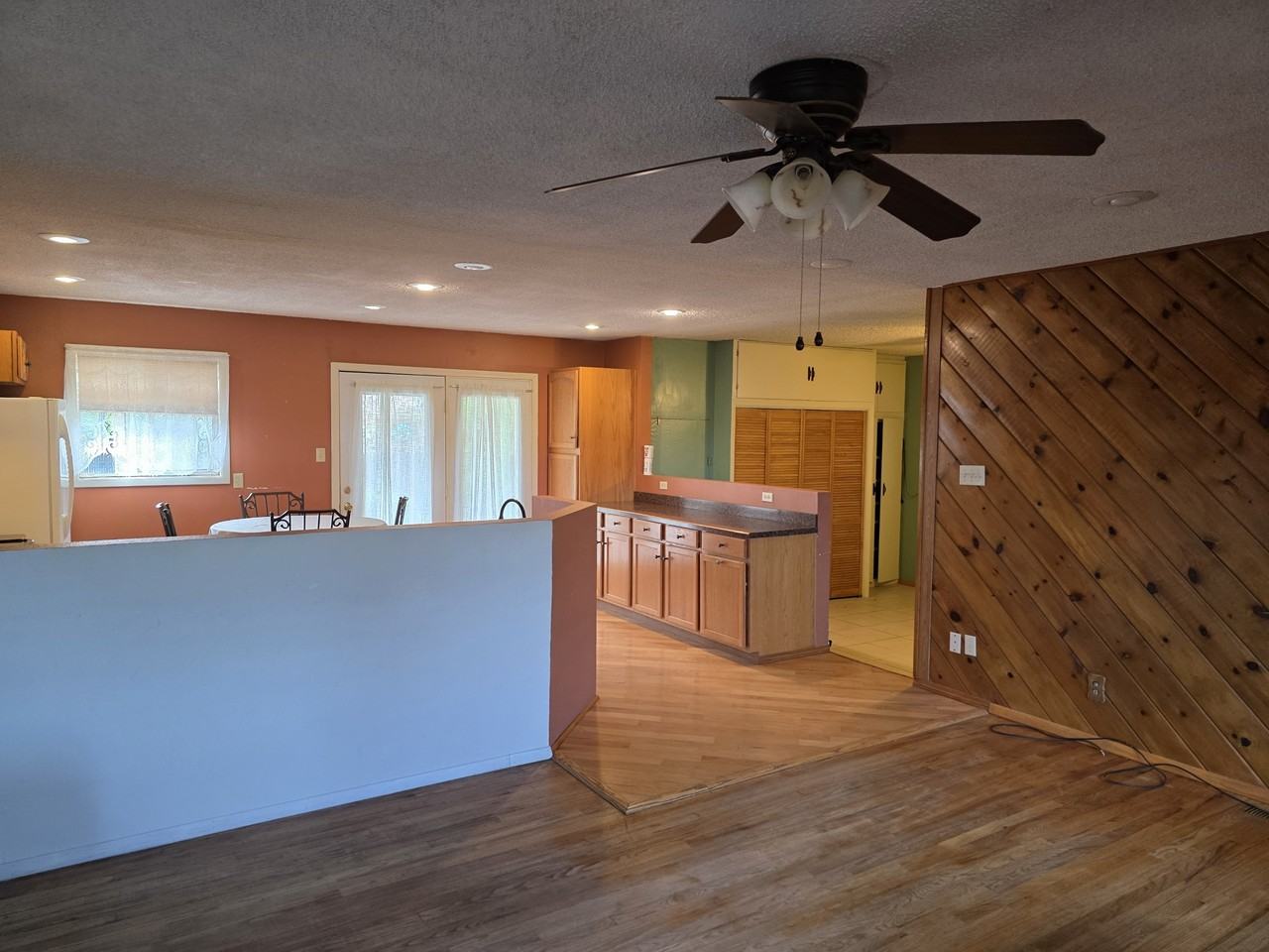 904 Avenida Del Sumbre #1 - Photo 3 of 10