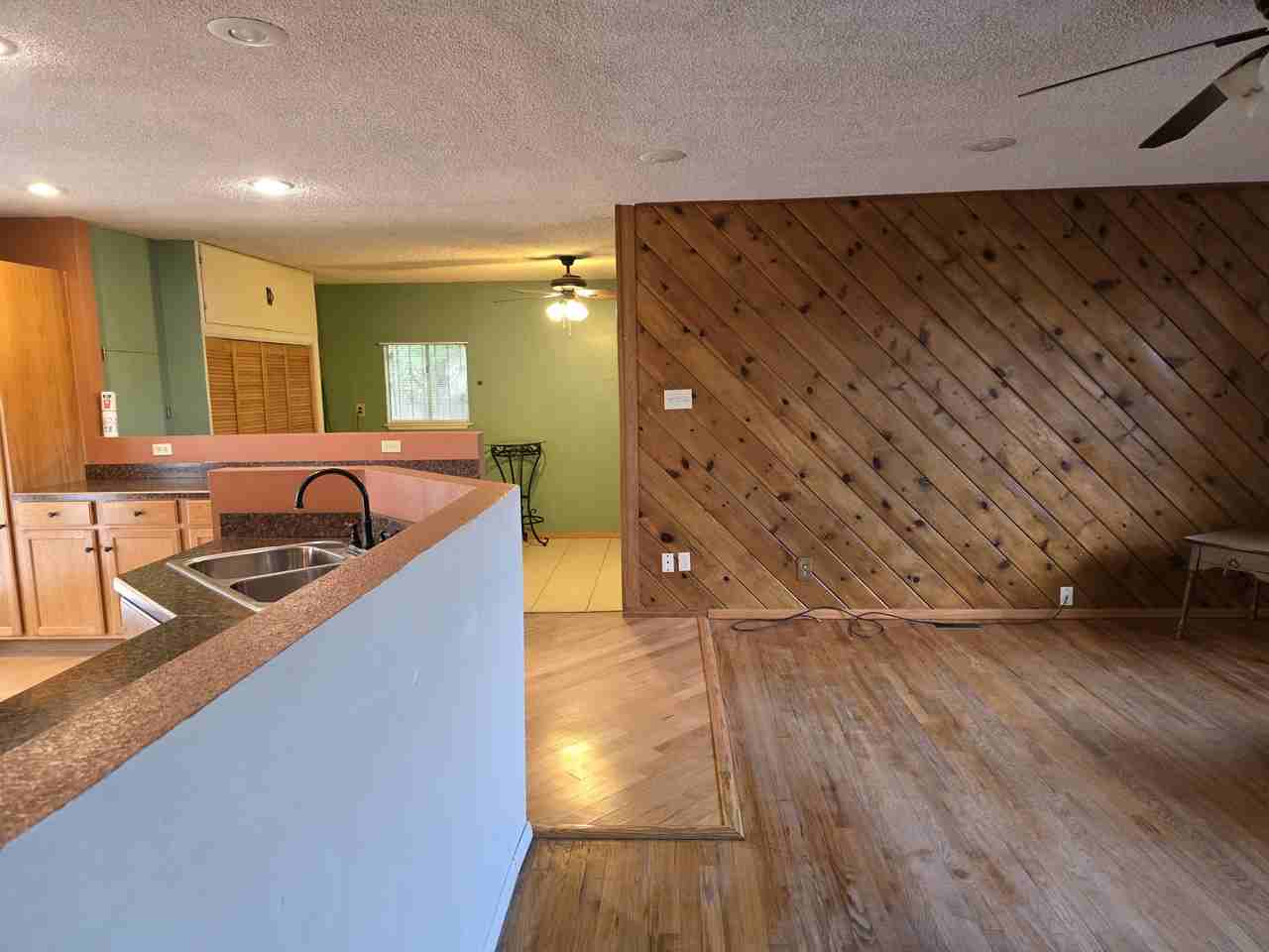 904 Avenida Del Sumbre #1 - Photo 4 of 10