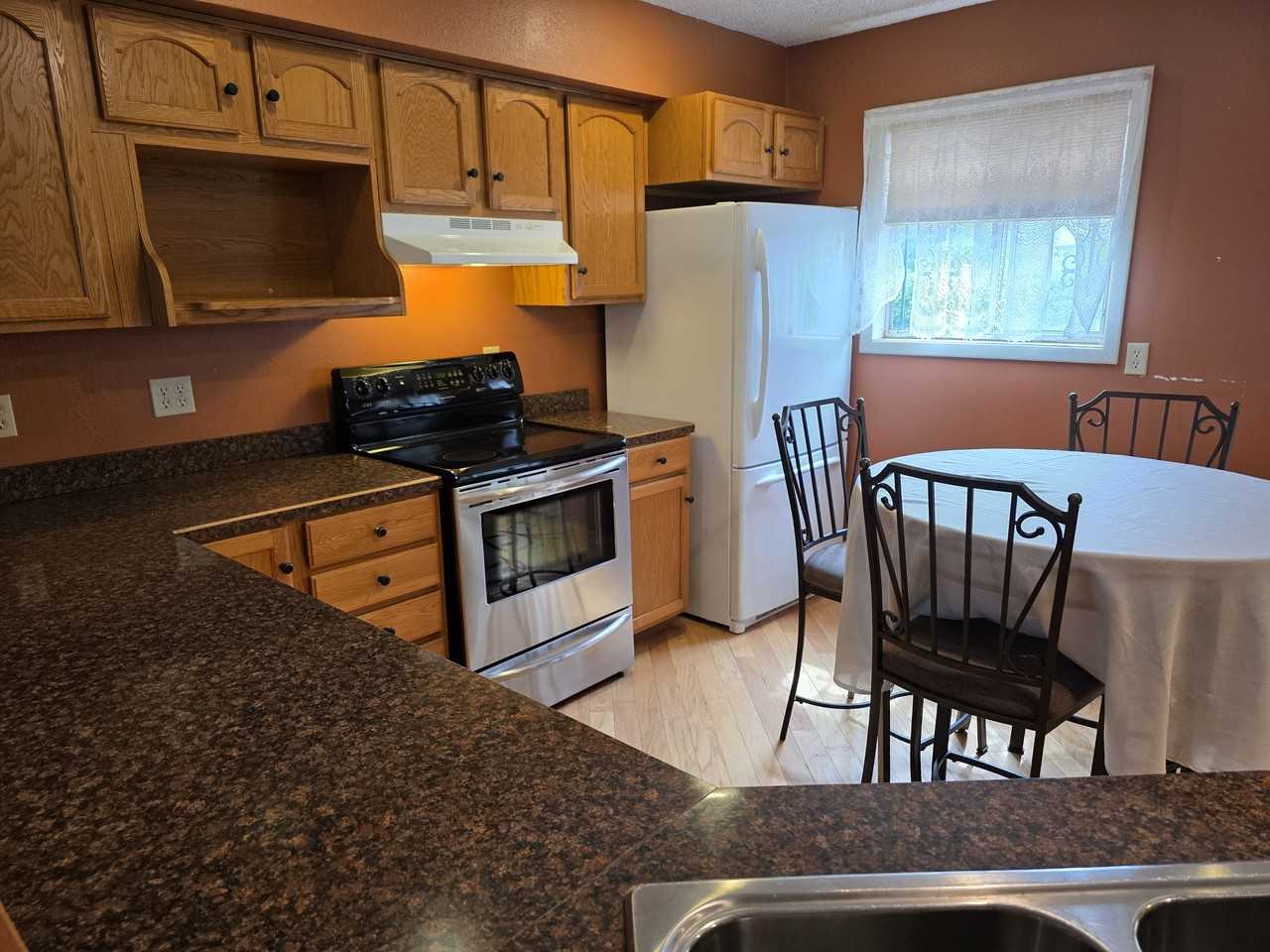 904 Avenida Del Sumbre #1 - Photo 6 of 10